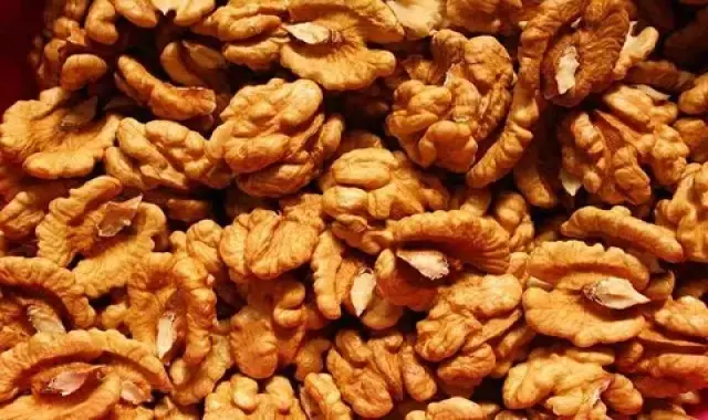 گردو خارجی عمده؛ کاغذی سخت 2 رنگ قهوه ای کرمی America