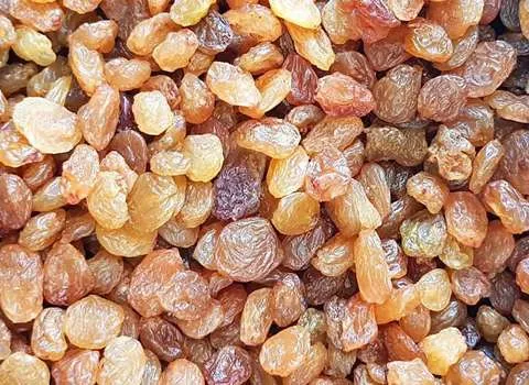 کشمش حافظه؛ قلمی پلویی حاوی مواد معدنی ویتامین Raisins