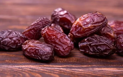 معرفی خرما پیارم جنوب + بهترین قیمت خرید