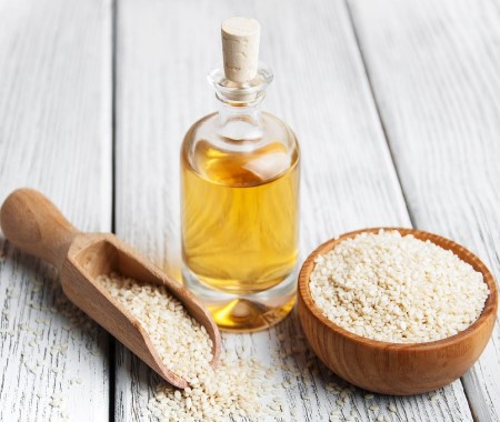 چگونه تلخی روغن کنجد را بگیریم؟ + روش سریع