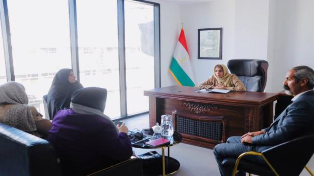 برنامه آراد برندینگ در توسعه بازارهای داخلی کشور توسط تاجران آرادی