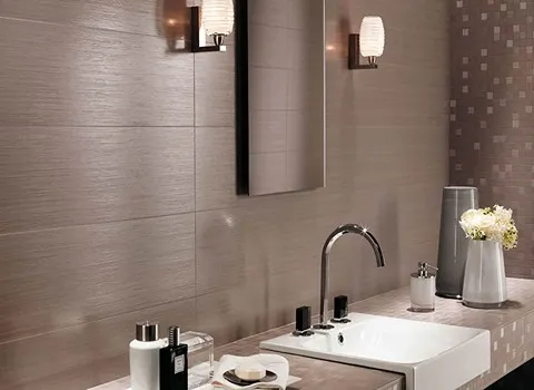 کاشی و سرامیک زیگما؛ سفید کرم ساده طرح دار zigma