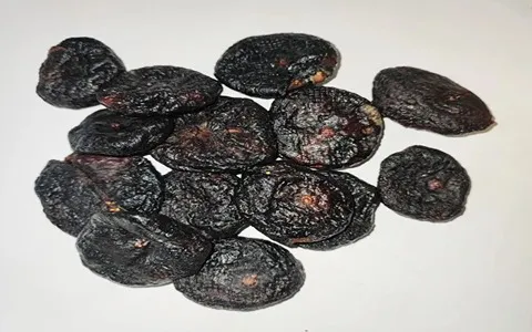 انجیر خشک سیاه؛ بافت گوشتی نرم 2 رنگ بنفش صورتی حاوی پتاسیم Calcium