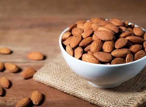 بادام درختی در بدنسازی؛ خام شیرین تلخ مامایی پروتئین Omga 3