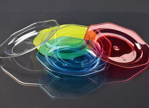 بشقاب یکبار مصرف طلقی؛ مربع گرد ساده مجلسی fantasy