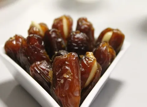 خرما خاصویی درجه یک؛ شیره مرطوب مناسب (ورزشکاران کودکان)  شبیه آلو خشک Hormozgan