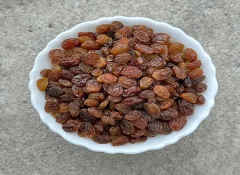 قیمت کشمش تیزابی ملایر + مشخصات بسته بندی عمده و ارزان