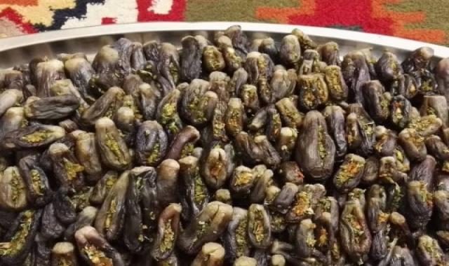 ترشی بادمجان کوچک مینیاتوری ساده و خوشمزه کد47