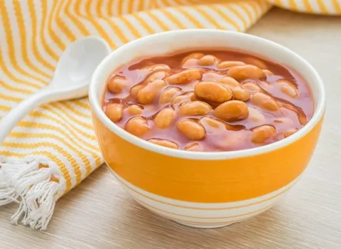 کنسرو لوبیا چیتی با قارچ بیژن؛ آسان باز شو سس گوجه ابعاد 10*7 سانتی متر