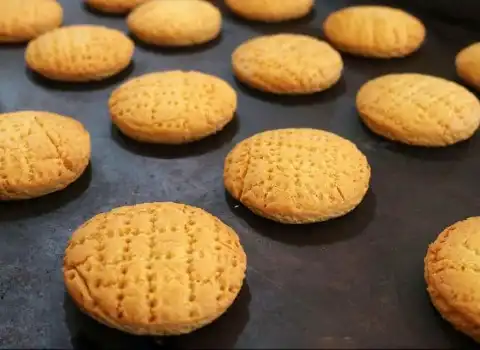 قیمت و خرید کلوچه زنجبیلی رژیمی سبزوار + فروش ارزان