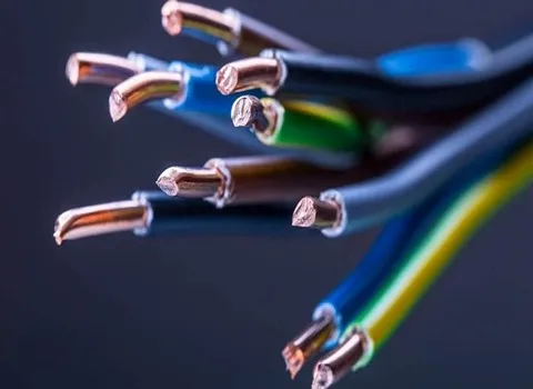 سیم و کابل کرمانشاه؛ آلومینیوم 3 رنگ آبی سبز قرمز