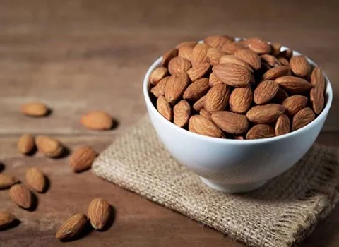 قیمت بادام درختی ریز