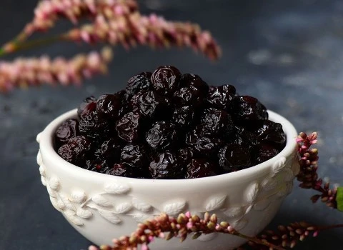 قیمت خرید گیلاس خشک شده + مزایا و معایب