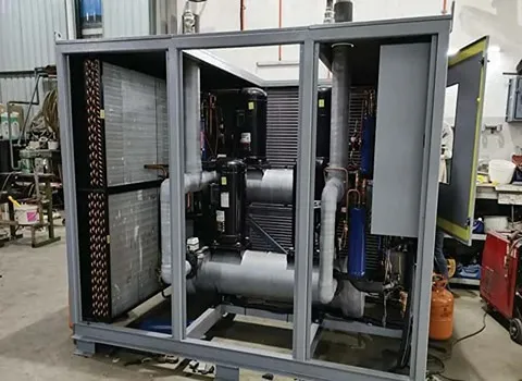 چیلر پرتابل صنعتی؛ جذبی تراکمی پایه دار متحرک دارای (پمپ مخزن)