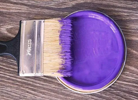 رنگ ساختمانی بنفش؛ گچی فلزی شیشه ای بدون حساسیت (تیره روشن)