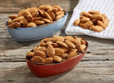 مغز بادام درختی شور؛ مامایی سنگی پوست نازک تقویت حافظه