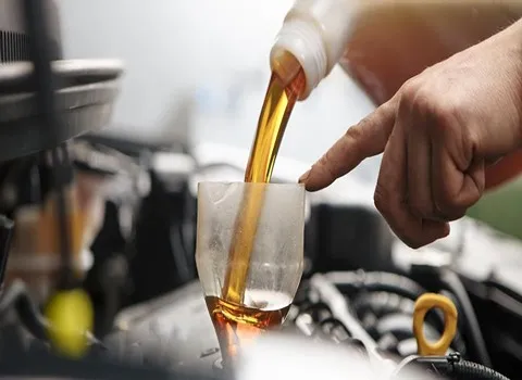 خرید روغن موتور خودرو + قیمت عالی