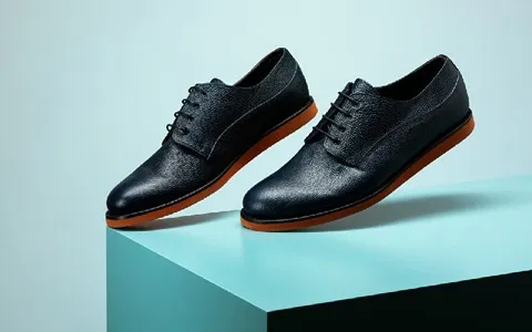 کفش چرم طبیعی تبریز؛ دوام ماندگاری طولانی ضد بو و تعریق natural leather