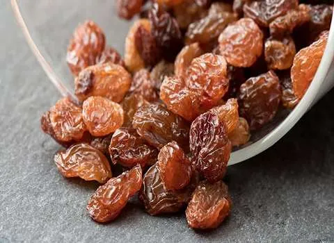 کشمش در رژیم لاغری؛ مانع تنبلی چشم سلامت استخوان پتاسیم fiber