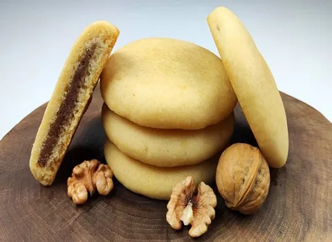 قیمت خرید کلوچه گردویی ساده + تست کیفیت