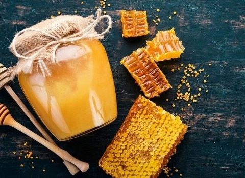 بهترین عسل سبلان موم دار + قیمت خرید عالی
