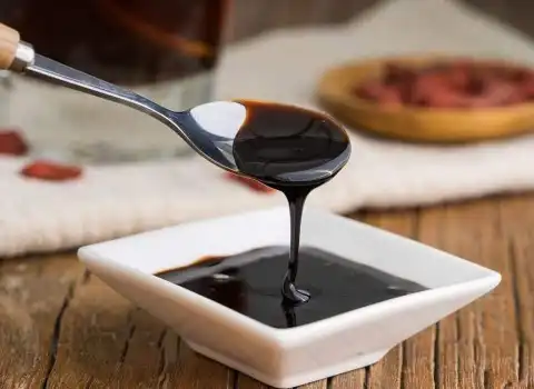 شیره انگور برای پریودی؛ طبع بسیار گرم ویتامین (a b c) سلامت تخمدان