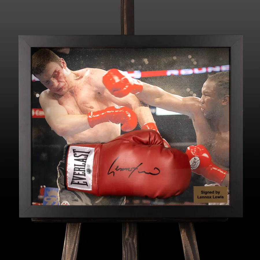 Боксерська рукавичка з автографом Леннокса Льюїса (Lennox Lewis)