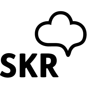 &Uuml;ber den fettgedruckten Buchstaben &bdquo;SKR&ldquo; befindet sich der Umriss einer Wolke. Das Design ist minimalistisch und weist eine klare, moderne &Auml;sthetik auf. Der Hintergrund ist schlicht wei&szlig;.