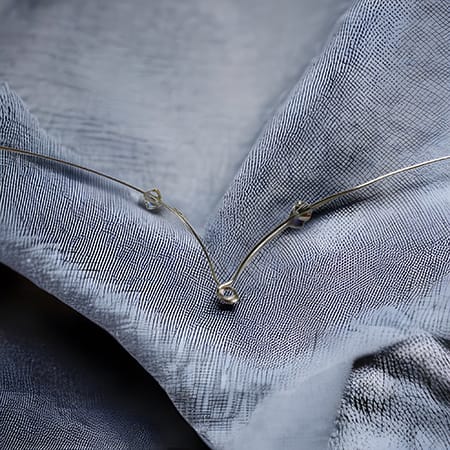 Add bicones to both side of your wire.