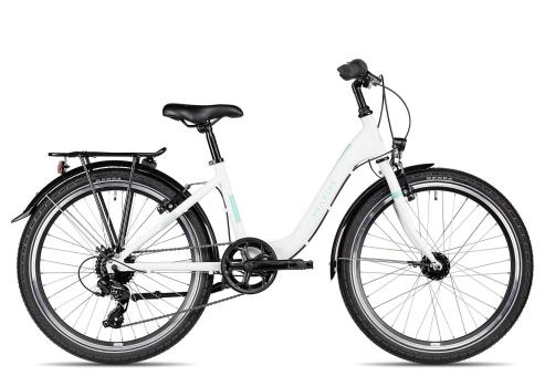 Malia 24 8