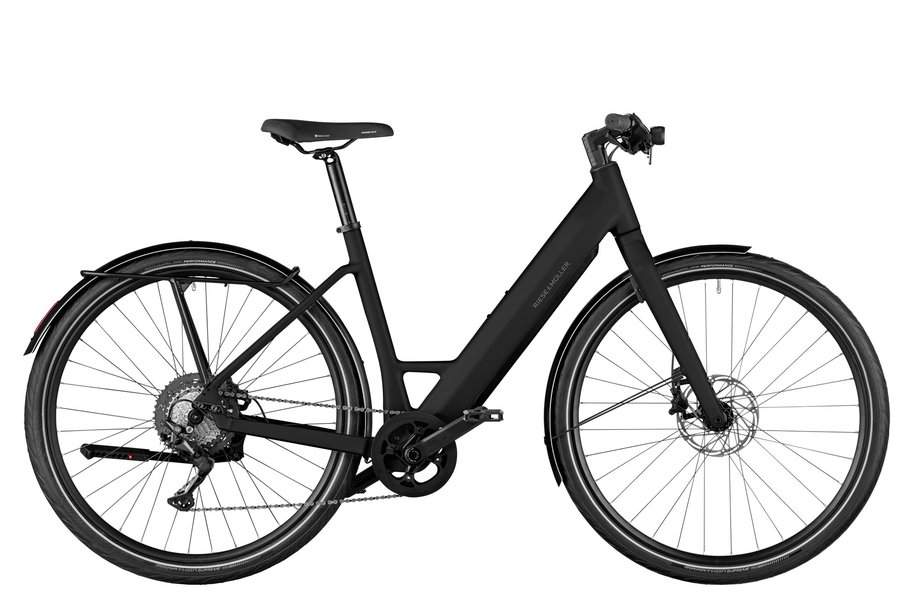 UBN Six touring Modell Aktion