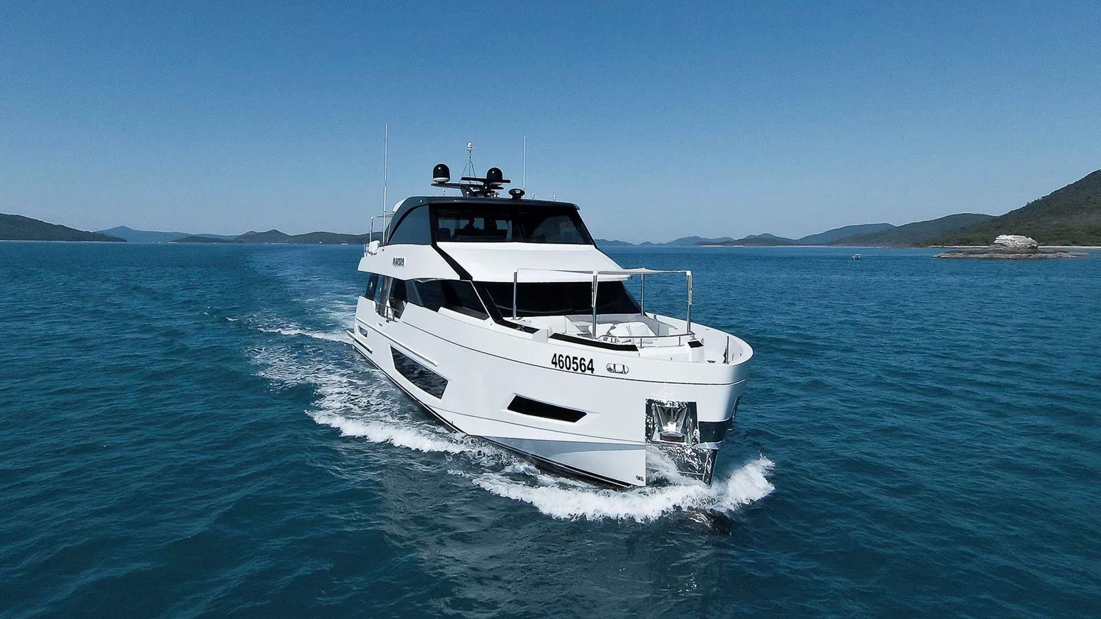 Ocean Alexander 26r Enclosed