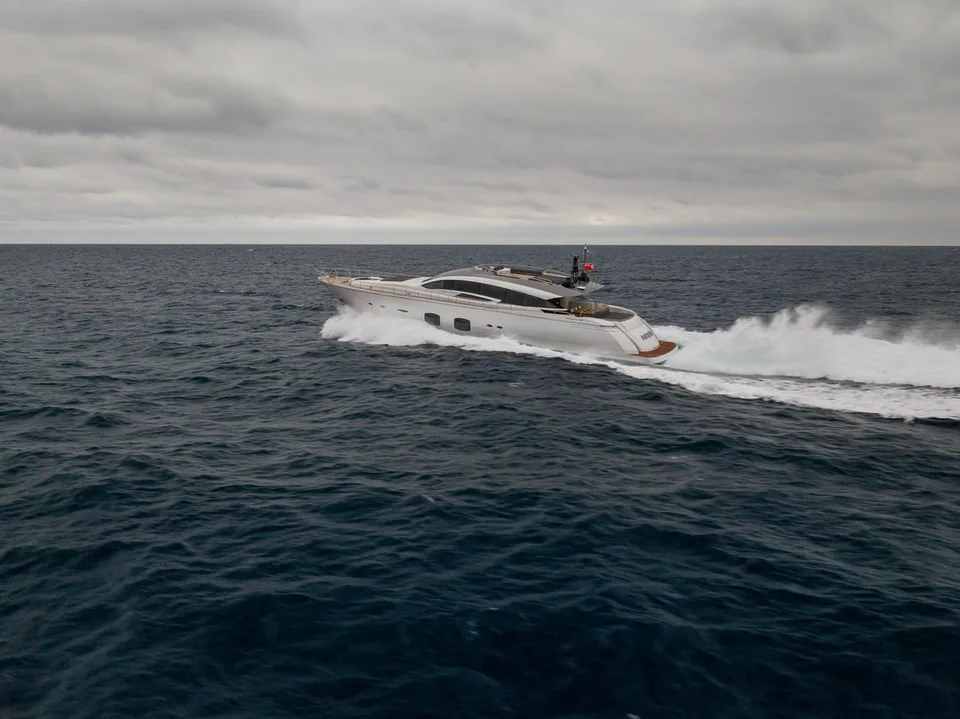 Pershing 108