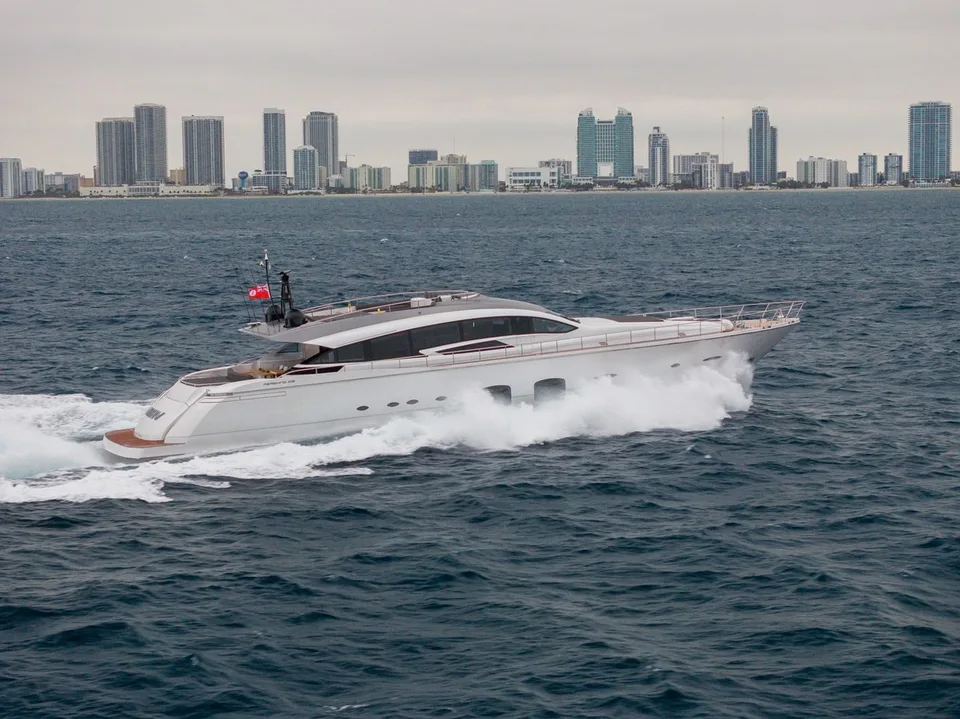 Pershing 108