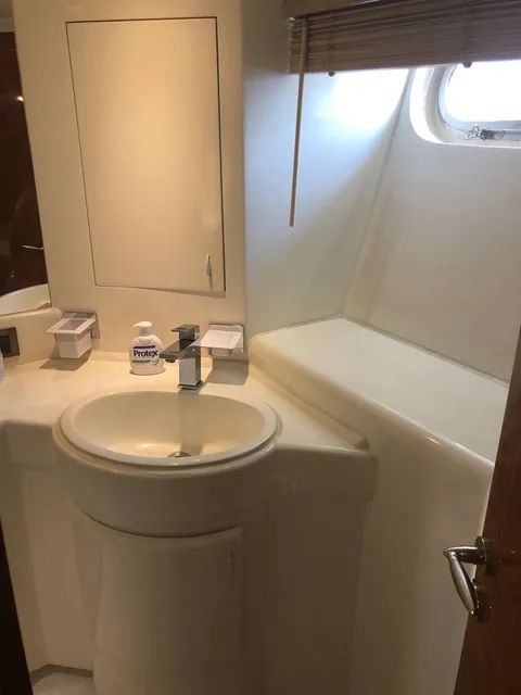 Tuzla Istanbul Turkey 26M Flybridge