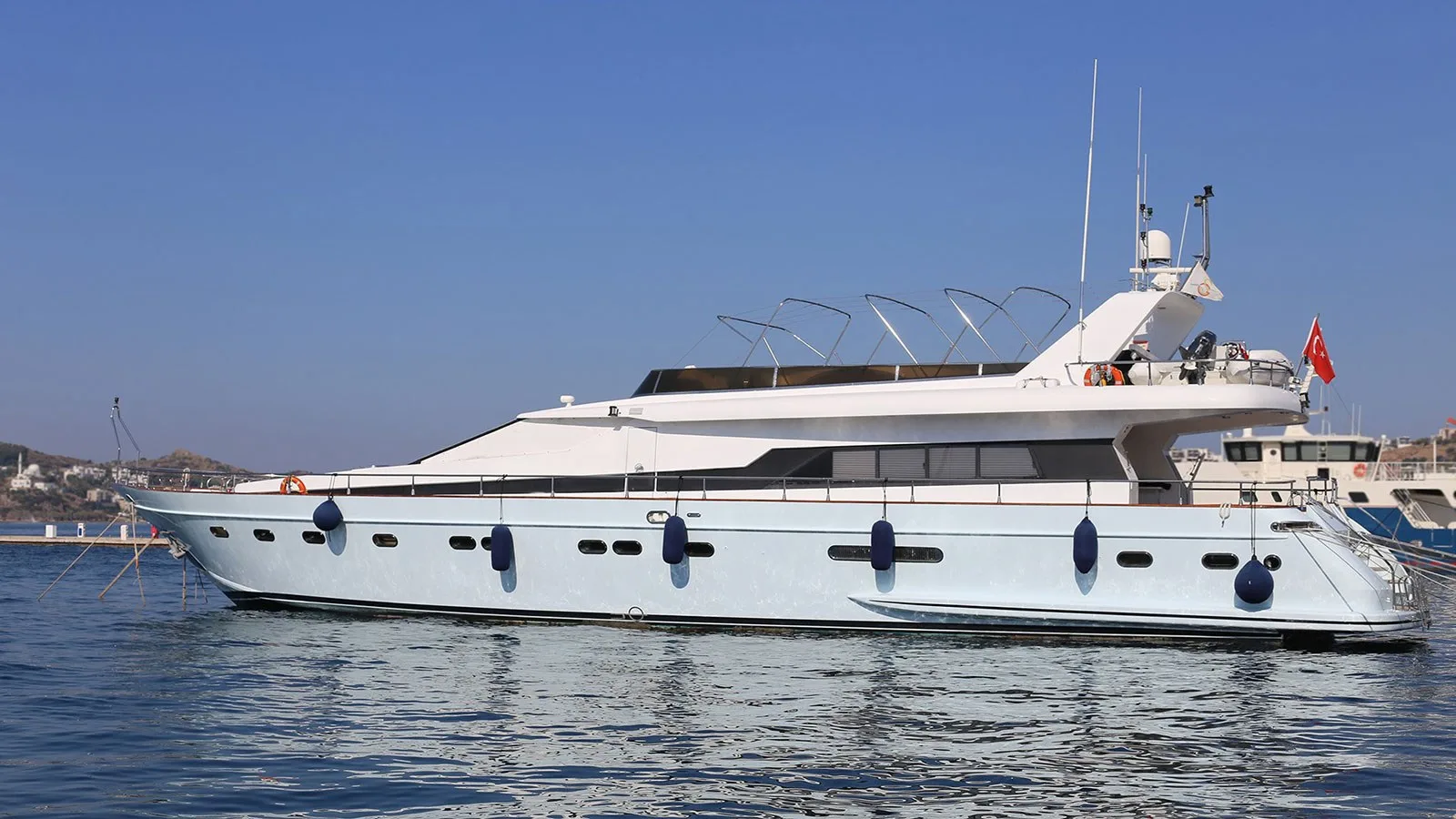 Tuzla Istanbul Turkey 26M Flybridge