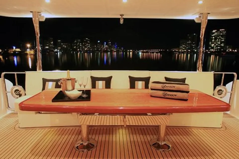 Johnson 83' SKYLOUNGE W/FISHING COCKPIT