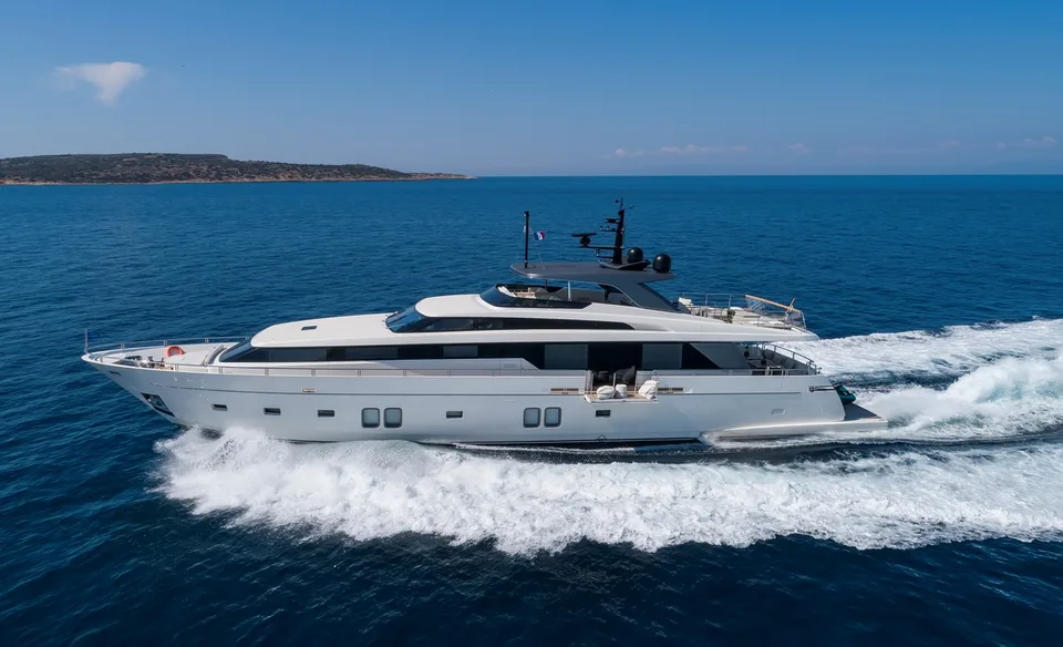 Sanlorenzo SL 106