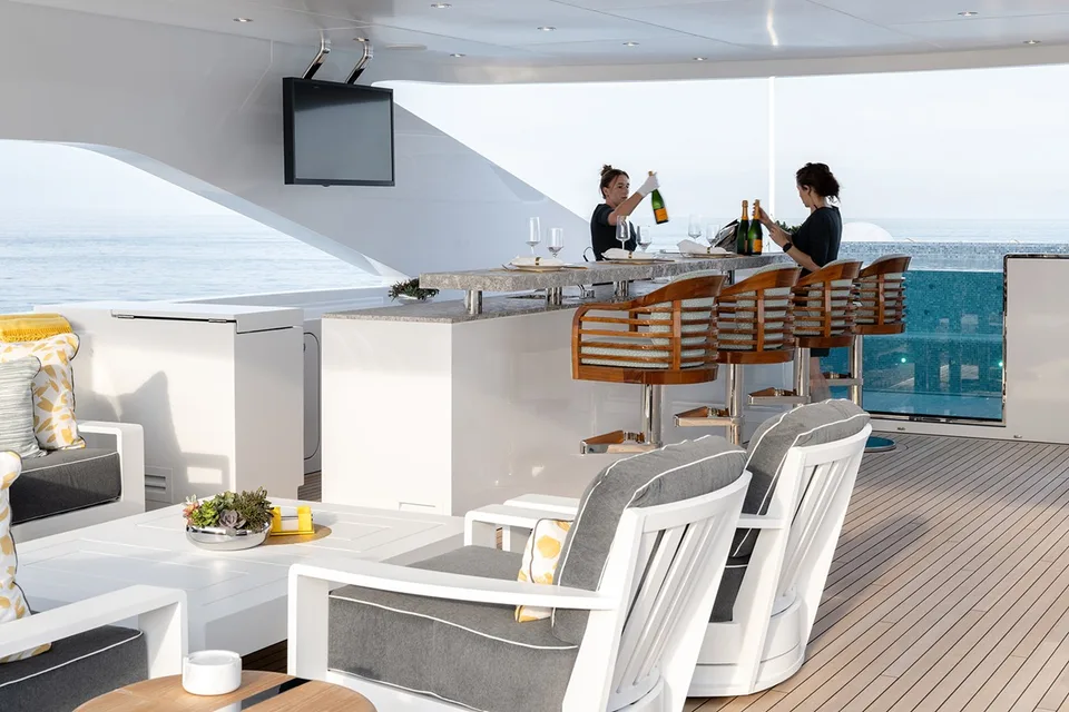 Heesen 55m