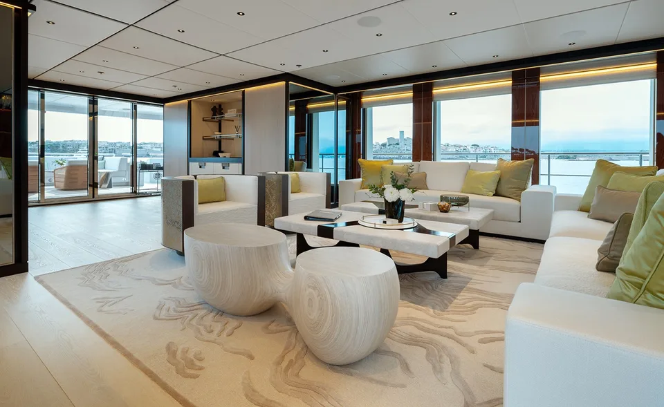 Heesen 55m