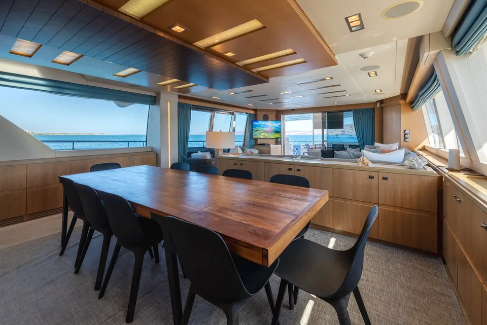 Ferretti Custom Line