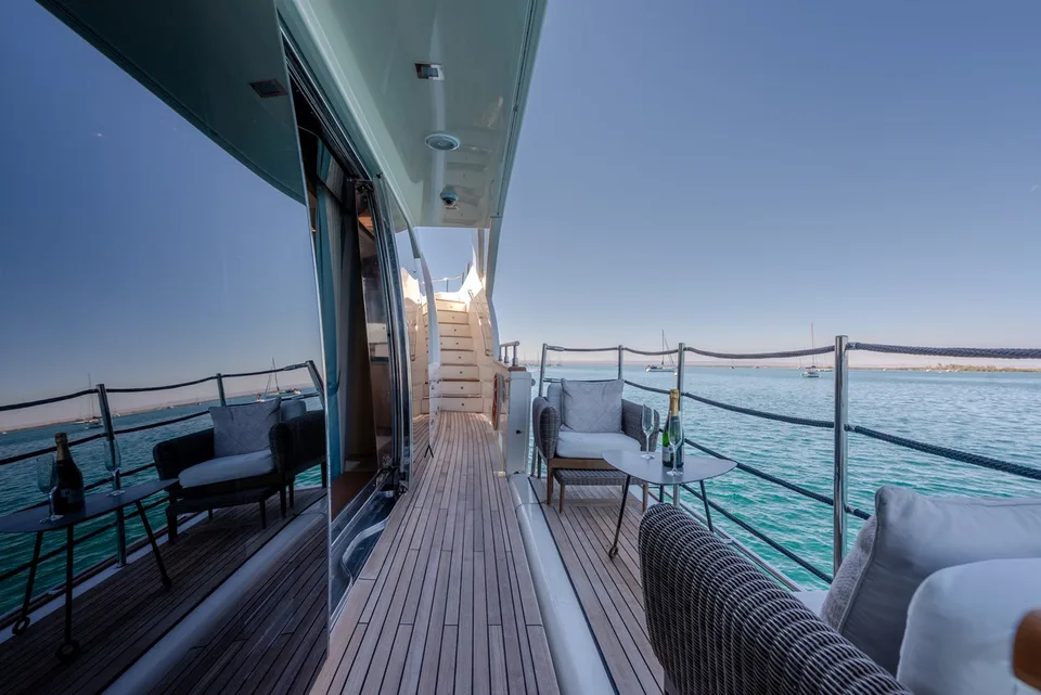 Ferretti Custom Line