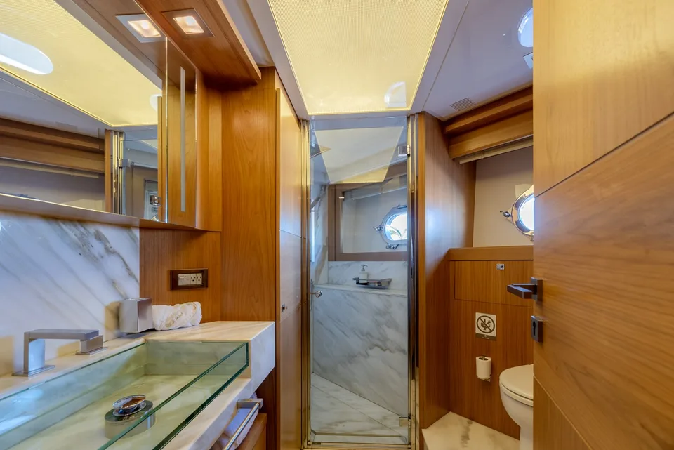 Ferretti Custom Line