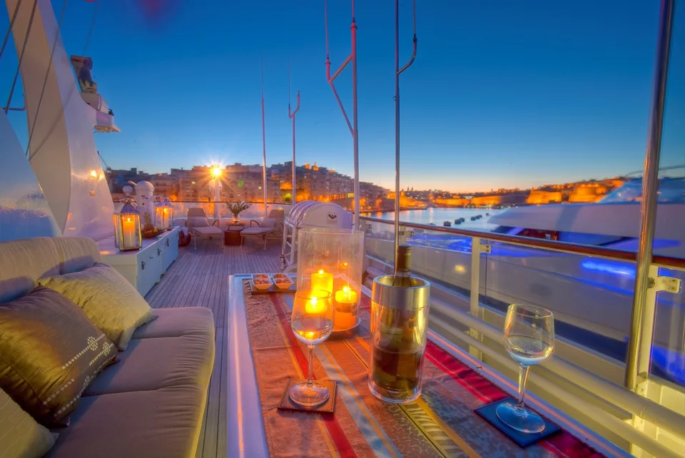 Husumer Schiffswerft Displacement Twin Screw Motor Yacht