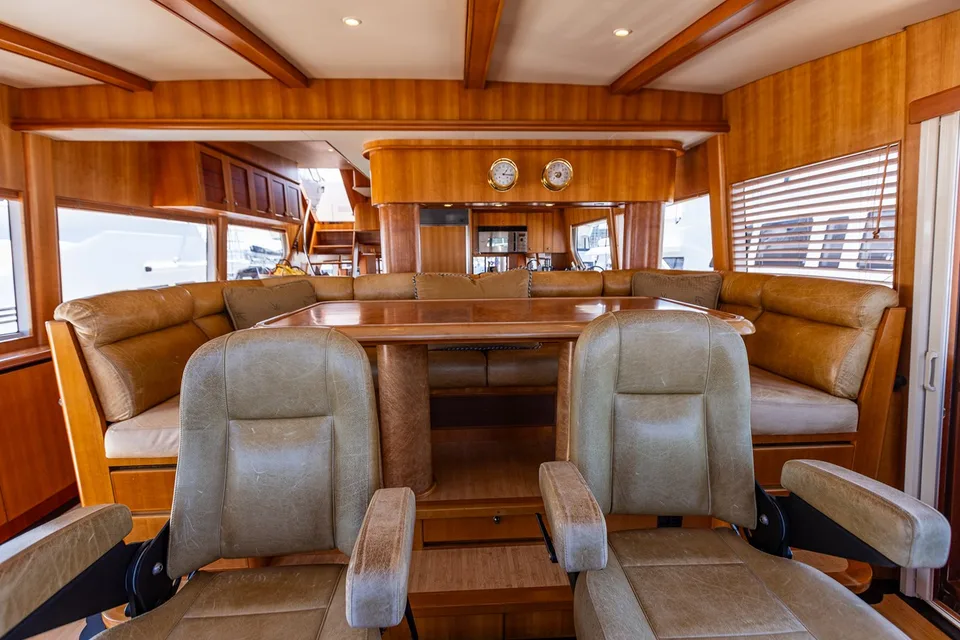 West Bay 86 Raised Pilothouse