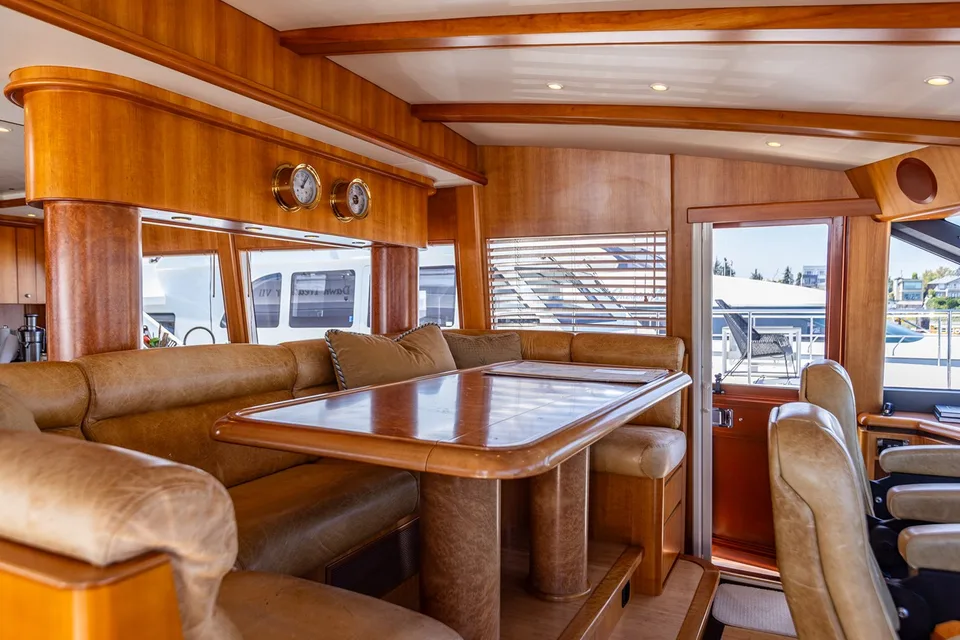 West Bay 86 Raised Pilothouse