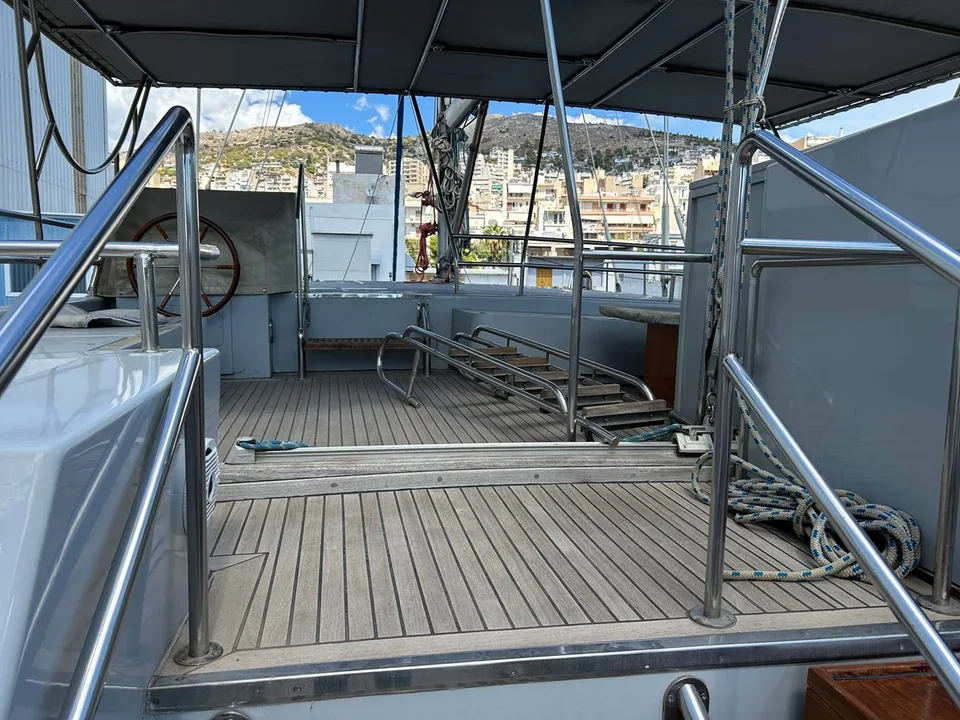 Custom MOTOR SAILER