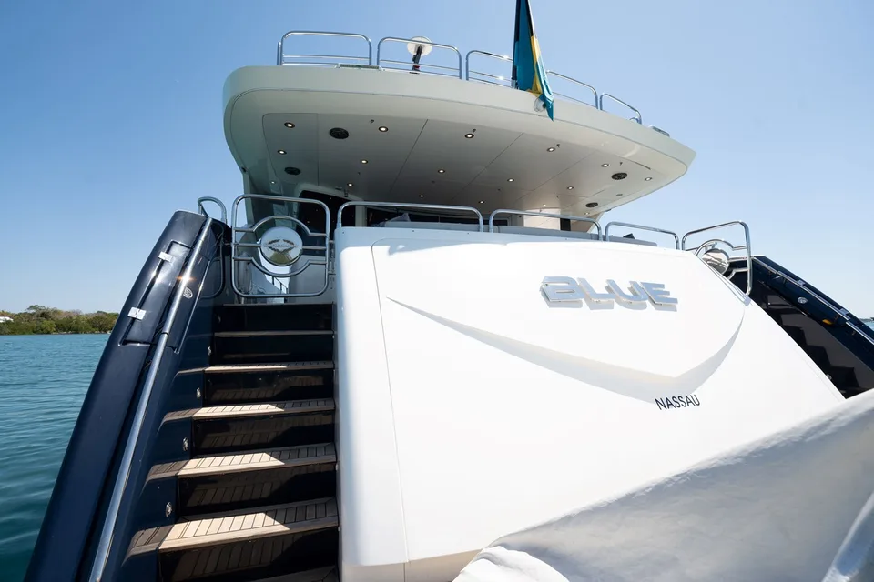 Sunseeker 34 Meter Yacht