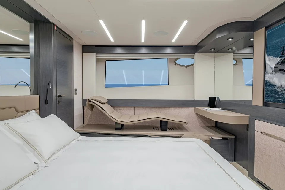 Pershing Pershing 8 X