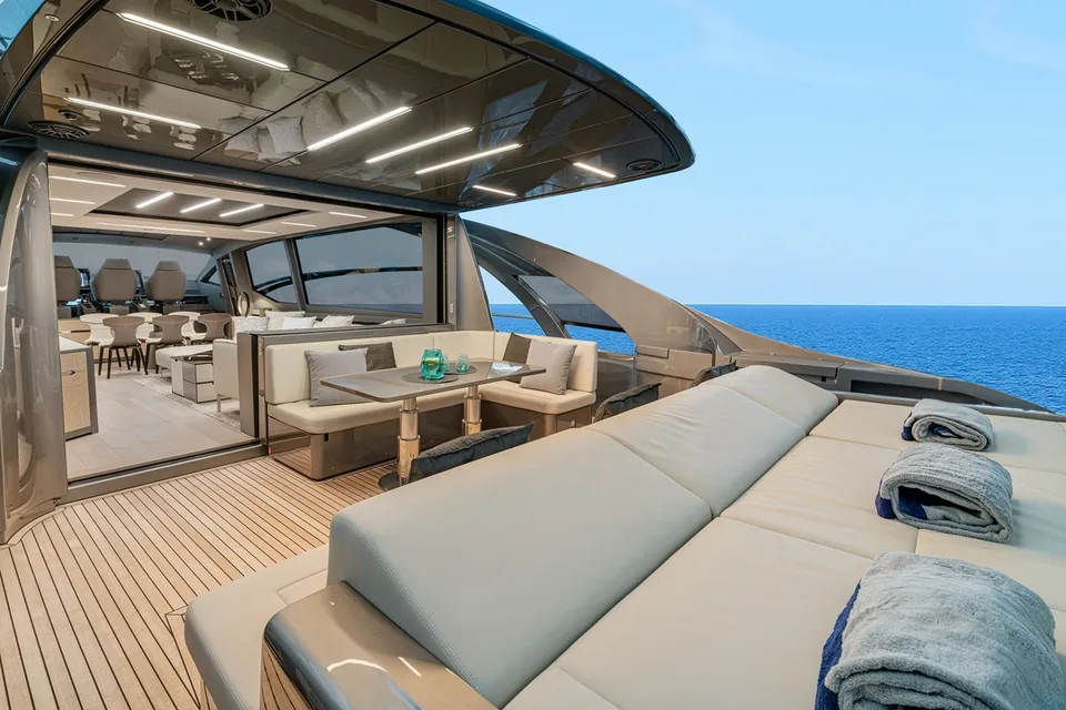 Pershing Pershing 8 X